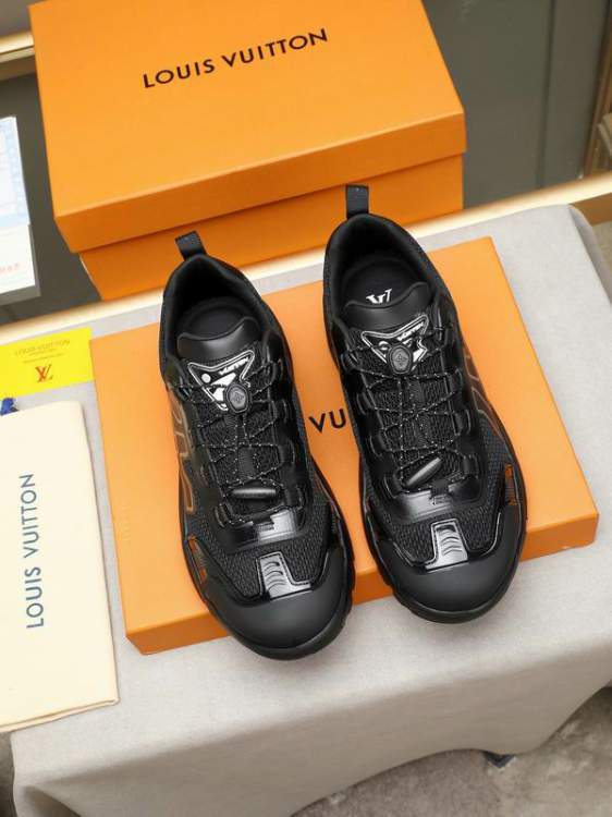 Picture of Louis Vuitton Shoes _SKULVsz38-45hnh041717364